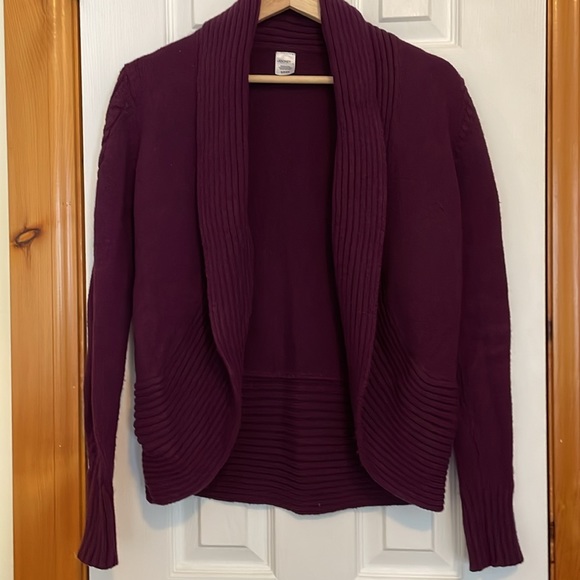 Cropped sweater cardigan. - Picture 2 of 6